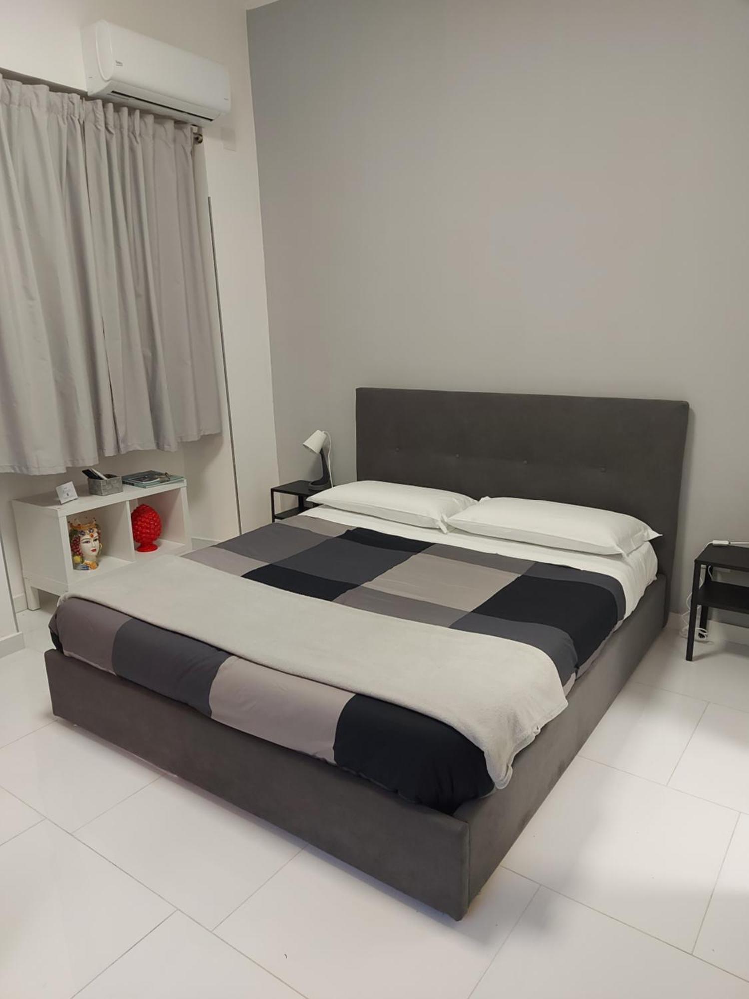Apartament Casa Gale - House In Catania Center Zewnętrze zdjęcie